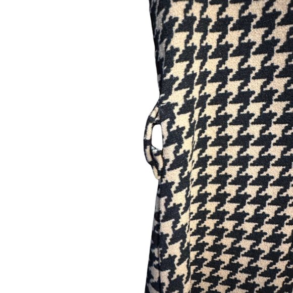Black and Nude Houndstooth Dress with Belt Size M - Picture 2 of 16